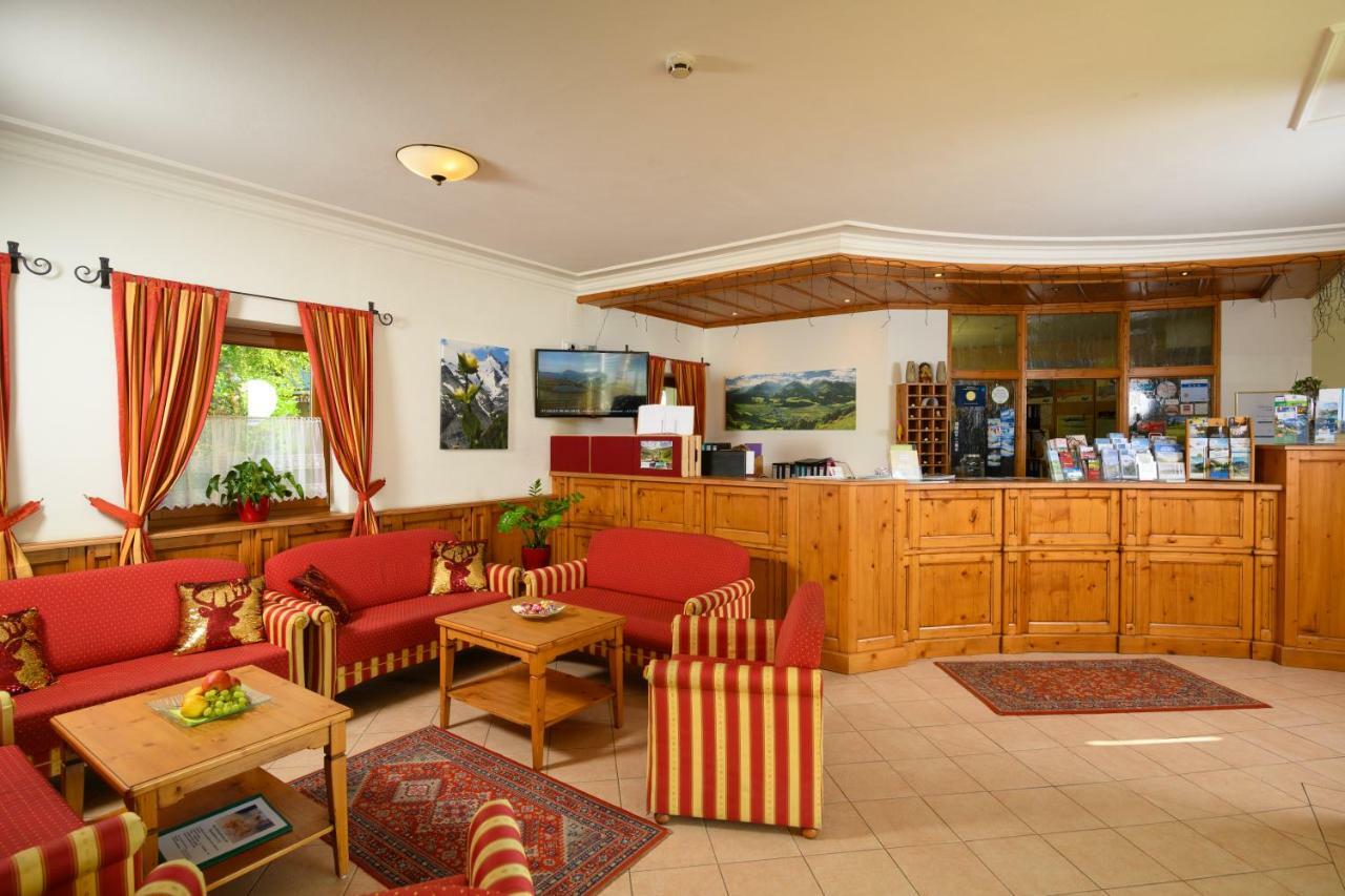 Hotel Gasthof Kroell - Inkl Nationalpark-Karte, 1 X Grossglockner Hochalpenstrasse Kostenlos, 1X Gerlos Alpenstrasse Kostenlos, Krimmler Wasserfaelle Kostenlos, Verschiedene Bergbahnen Kostenlos, Badesee Kostenlos, Bus & Zug Kostenlos, Genusskueche, นีเดิร์นซิลล์ ภายนอก รูปภาพ